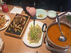 -自己人·宜昌菜(水悦城店)