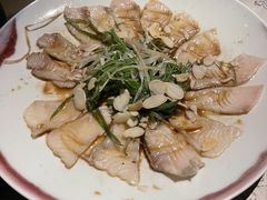 -穹六人间 people 6(岳阳路店)