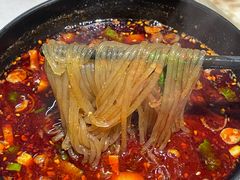 -牵人麻辣粉(粉巷店)