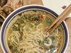 -云阿蛮云南生烫牛肉米线(奉贤路店)