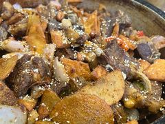 -老钟家烤羊排·敦伊阁清真餐厅胡羊焖饼