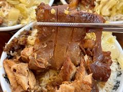 -老柴枝猪脚饭(窑岭店)