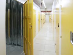 -安东易迷你自助仓储寄存仓库(杨浦店)