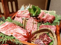 -山川小町·极番烧肉(新地假日广场店)