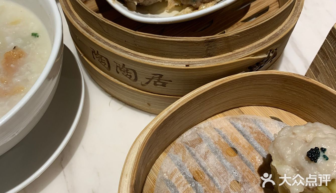 主要就是为了吃。吃的也算比较满意。各式点心不踩雷