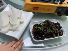 -墨脱石锅椰子鸡•香草鸭•东山羊(大东海店)