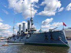 -阿芙乐尔号巡洋舰