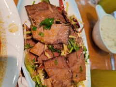 -伊京轩兰州牛肉面(闹市口店)