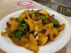 -江城燕子大排档(江汉路步行街店)