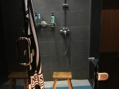 -VLines耀能运动24小时·月付制健身(京广桥店)