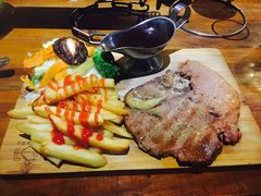 -海石湾餐厅·沙画家的店