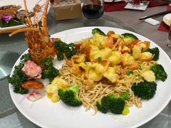 -龙悦湾酒家·八阵鱼生·渔人码头店