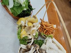 -藏味八珍特色火锅