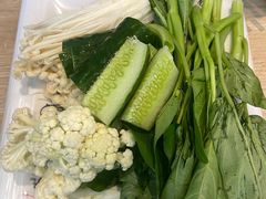 -小鳌陪你小排档·四季小龙虾·田鸡·宵夜(中央第五街店)