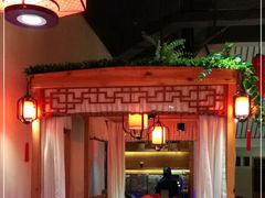 -临湖人家(欢乐大道店)