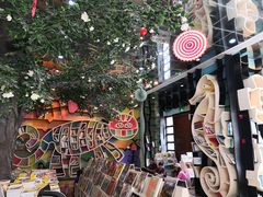 -钟书阁(松江泰晤士小镇店)