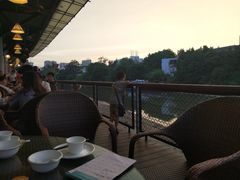 -东馆和天下特色餐饮(工农店)