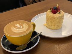 焦糖苹果浮云蛋糕-UPPER KITCHEN(延安路店)