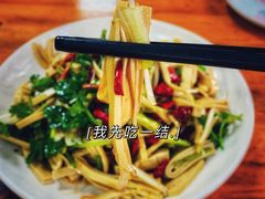 -鲁南仔·滕州炒鸡(经三路店)
