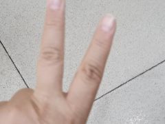 -豪门视光·星趣控·蔡司依视路眼镜代理商(中央大街店)