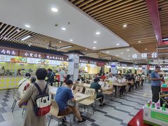 大堂-户部巷小吃(中商徐东平价广场店)