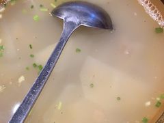 -富正毅三下锅·湘西韵味(天门山索道店)