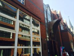 -钟书阁(松江泰晤士小镇店)