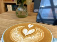 澳白-十一咖啡(青年大街工厂店)