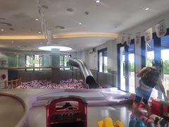 -龙格亲子游泳·水育早教运动中心(绿城店)