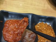 -肉甲韩国木炭烤肉(新壹街1店)