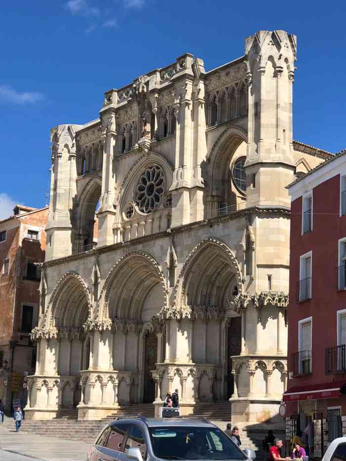 昆卡大教堂-"昆卡是当地人爱来的地方,游客少."-大众点评移动版