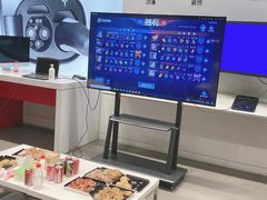 -TESLA 特斯拉(上海太古汇体验店)