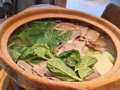 腾越牛肉锅-一坐一忘云南菜(三里屯店)