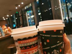 燕麦拿铁-星巴克臻选(广州高德置地秋广场店)