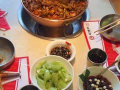 -老佛爷炭火蛙锅直营(清滨路总店)