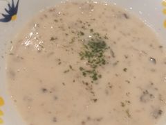 传统口味蘑菇浓汤-萨莉亚意式餐厅(天河城购物中心店)