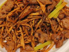 -万龙洲海鲜(大兴绿地缤纷城店)