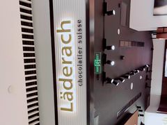 -Laderach 莱德拉(上海环贸iapm店)