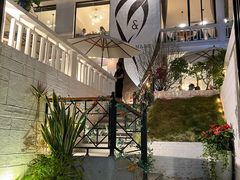 -Mark&Mars Restaurant