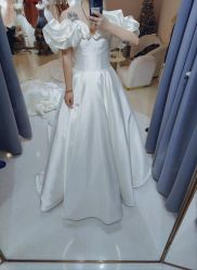 -Color卡诺婚纱礼服馆(南京严选店)