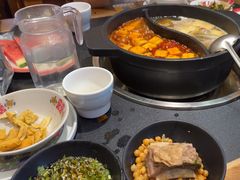 -沸炉重庆老火锅(军事博物馆店)