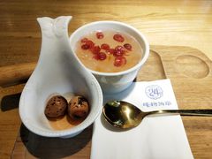 蔓越莓桃胶银耳-炖物24章·顺时轻养茶(杭州大厦店)