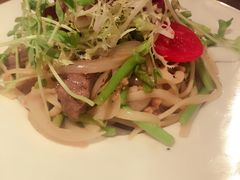 -layback cafe & bar