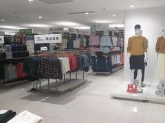 -优衣库(上海金桥太茂店)