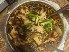 -乡土特色.冷锅鱼.牦牛肉汤锅