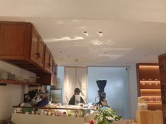 -Line 咖啡(石厦花园店)