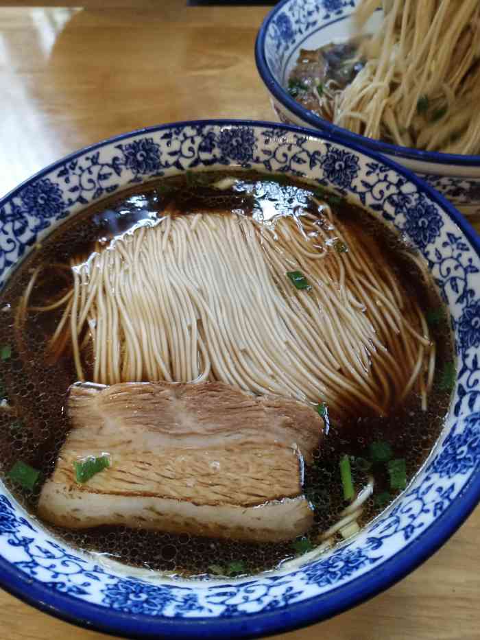 杨裕兴(十全街店)-"十全街上除了玉器多可能就是面馆多了.这家.