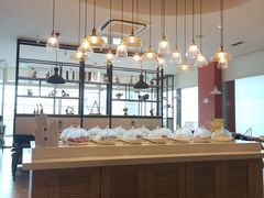 面包甜点陈列柜-豪客来牛排(绿宝广场店)