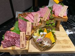 -山川小町·极番烧肉(新地假日广场店)