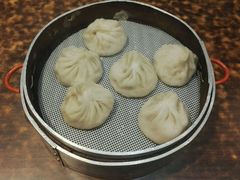 蟹黄小笼汤包-四宜糕团店(南大街店)